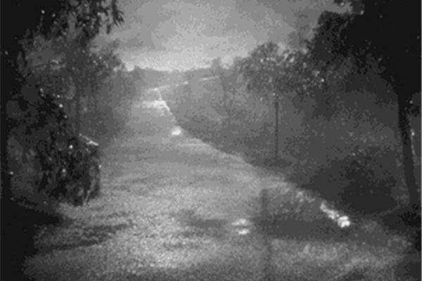 大雨落在横山上
