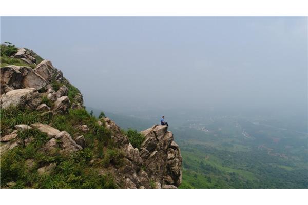 陡峭的意思是什么