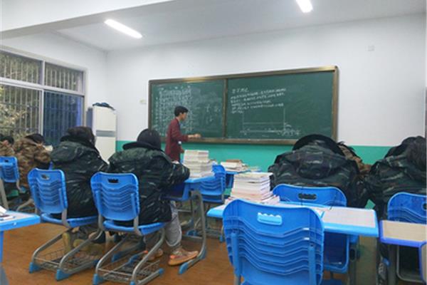 网瘾戒除学校
