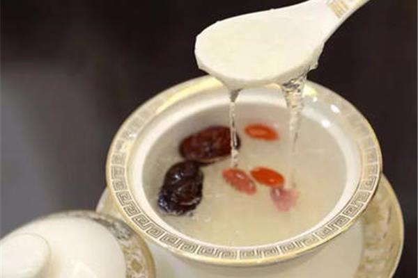 孩子可以吃燕窝吗