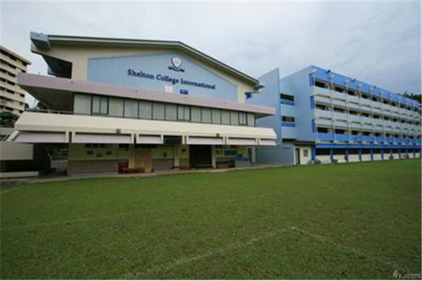新加坡学校