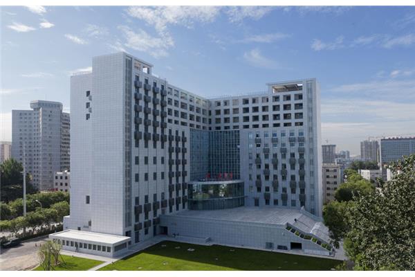 首都医科大学