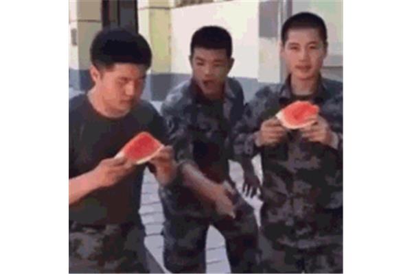 看谁吃的快