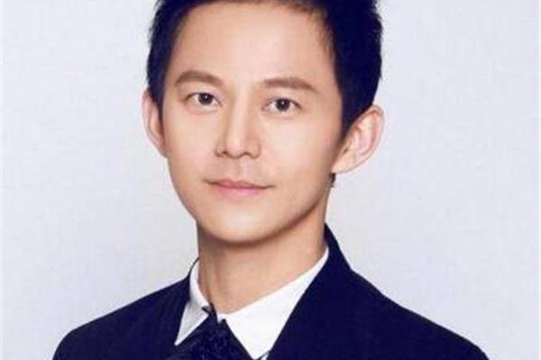 何炅哪里人