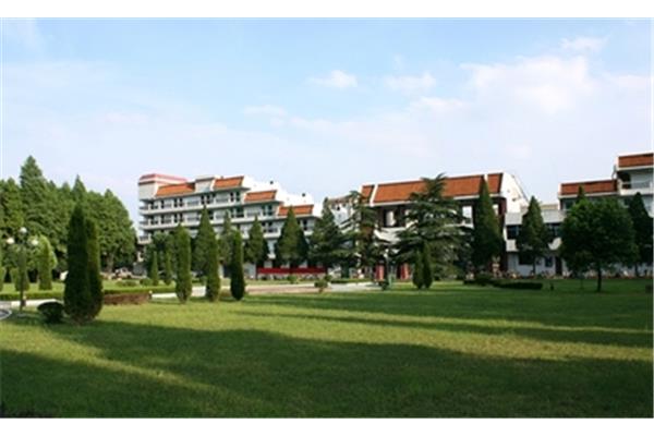 信阳师范学院