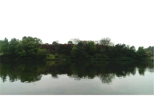 信阳师范学院