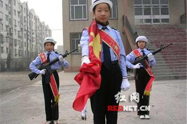小学生升旗仪式