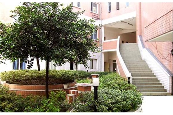 成都艺术职业大学