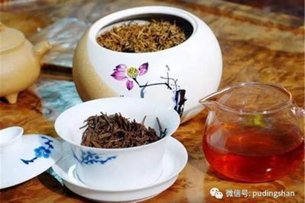 吃药能喝红茶吗