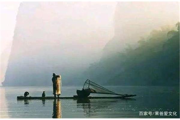 烟销日出不见人