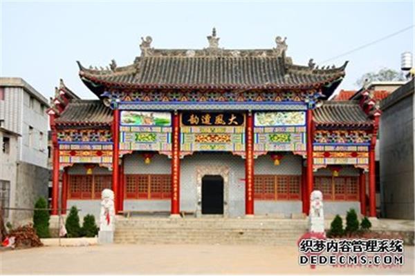 张氏祠堂对联