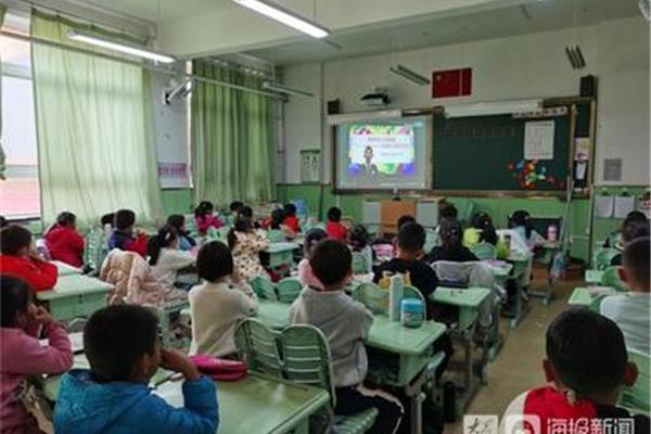 小学生英语电影