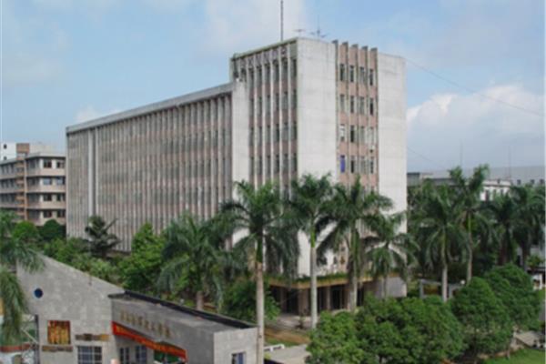 广西工业学院