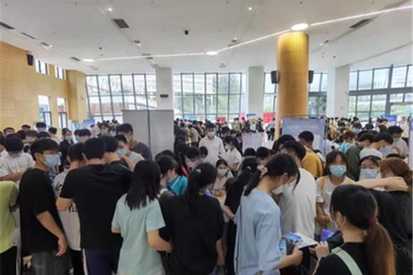 比亚迪校园招聘