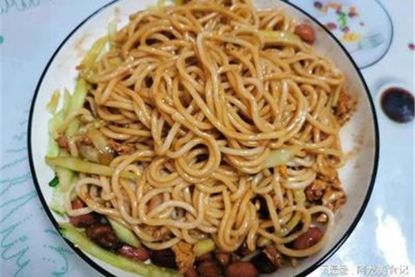 炸酱面怎么做好吃