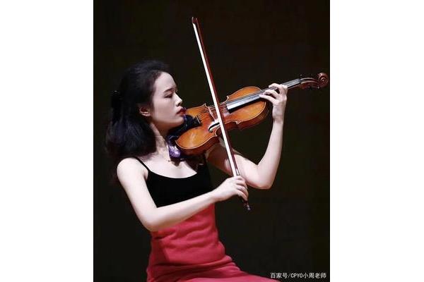 小提琴教师
