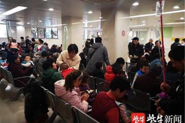 人满为患的意思