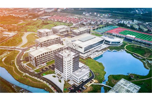 浙江树人大学