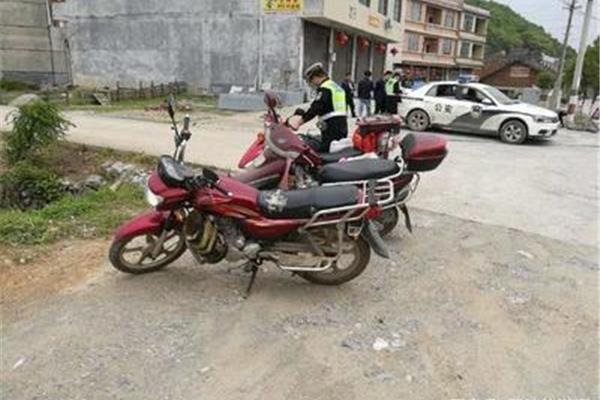 摩托车下乡