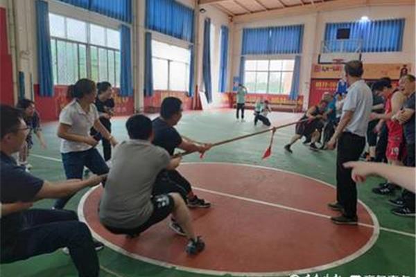 两人三足技巧