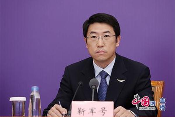 三级巡视员