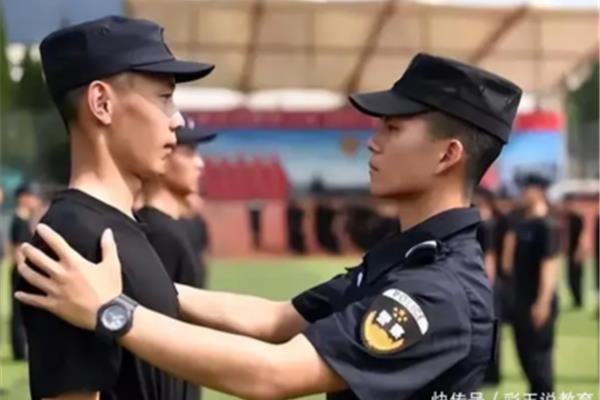 内蒙古警校