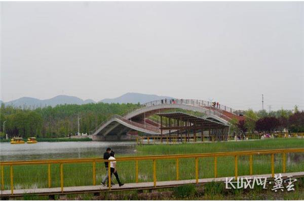 龙泉湖湿地公园
