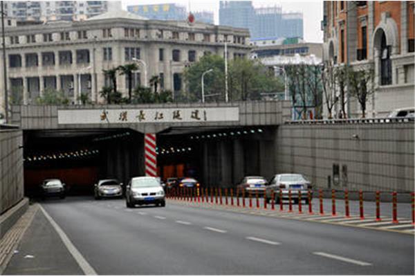 武汉长江隧道