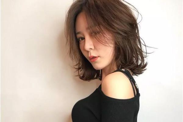 女士新款发型