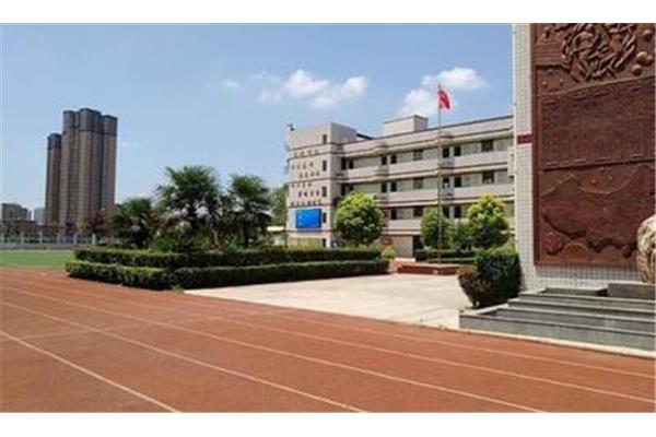 台州市路桥中学