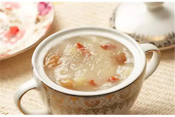 燕窝补什么