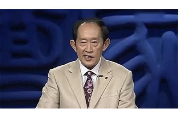 百家讲坛王立群