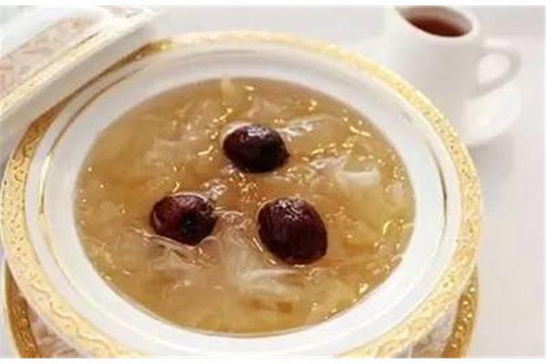 燕窝补什么