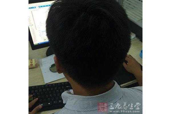 熬夜对男性的危害