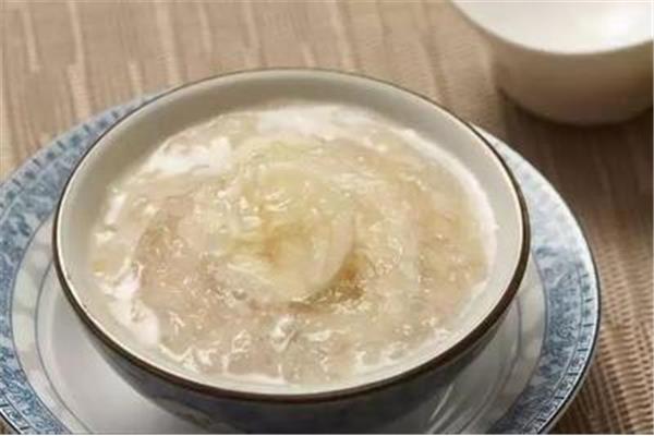 燕窝补什么