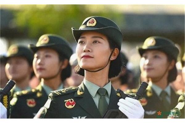 全国征兵网女兵