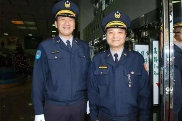 警长是什么级别