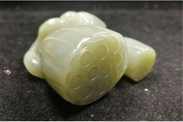 真假玉的鉴别方法