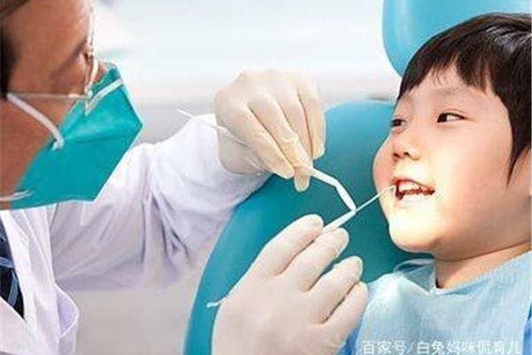 宝宝几岁开始换牙