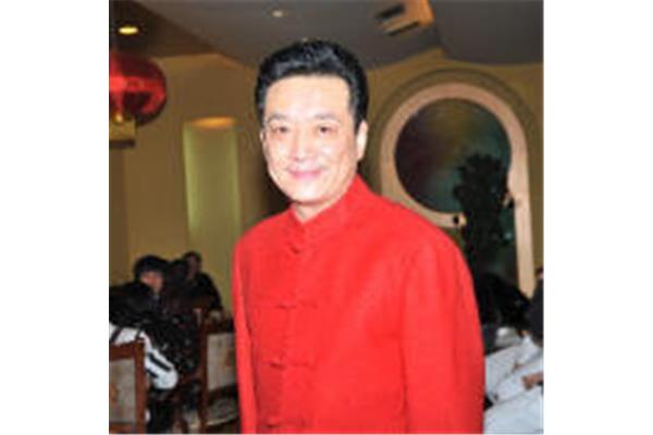 李白的独坐敬亭山