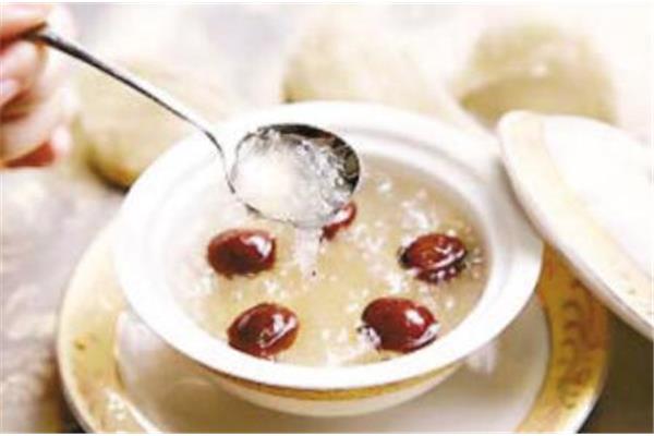 小孩子能吃燕窝吗