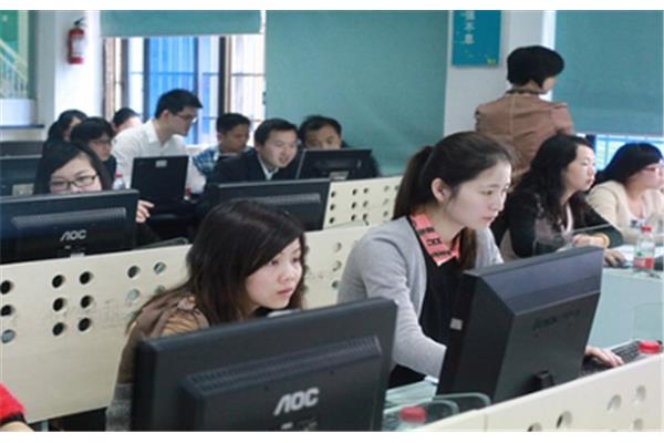 省公务员考试培训