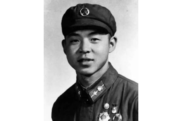 雷锋螺丝钉精神