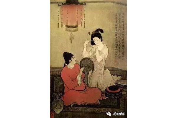 妆罢低声问夫婿