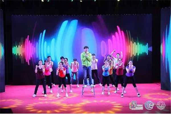 青春活力的歌曲