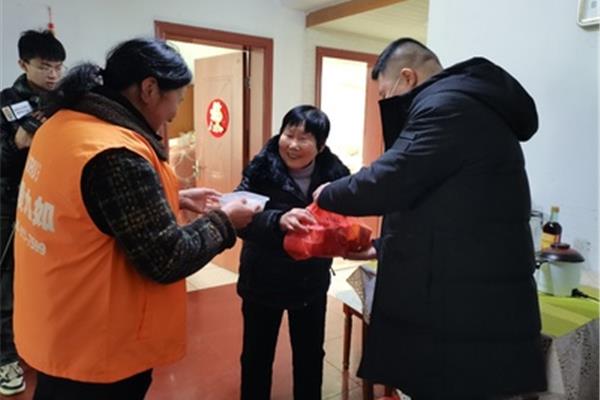 社区工作者怎么样