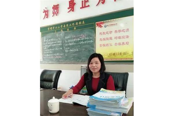 小学一级教师