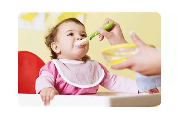 婴儿如何添加辅食