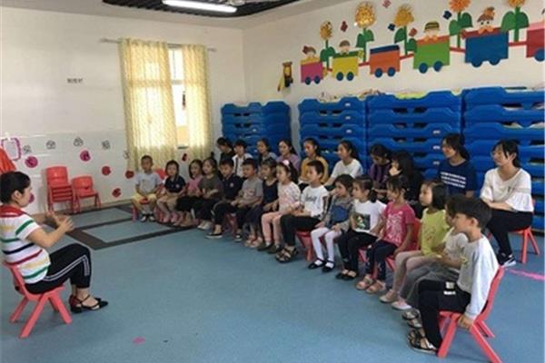 幼儿园实习