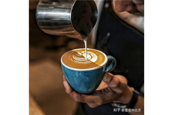 拿铁怎么喝